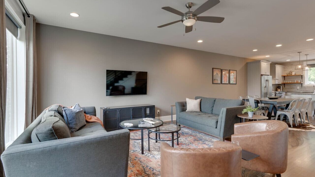 Photo of Livingroom in Eighth Avenue
