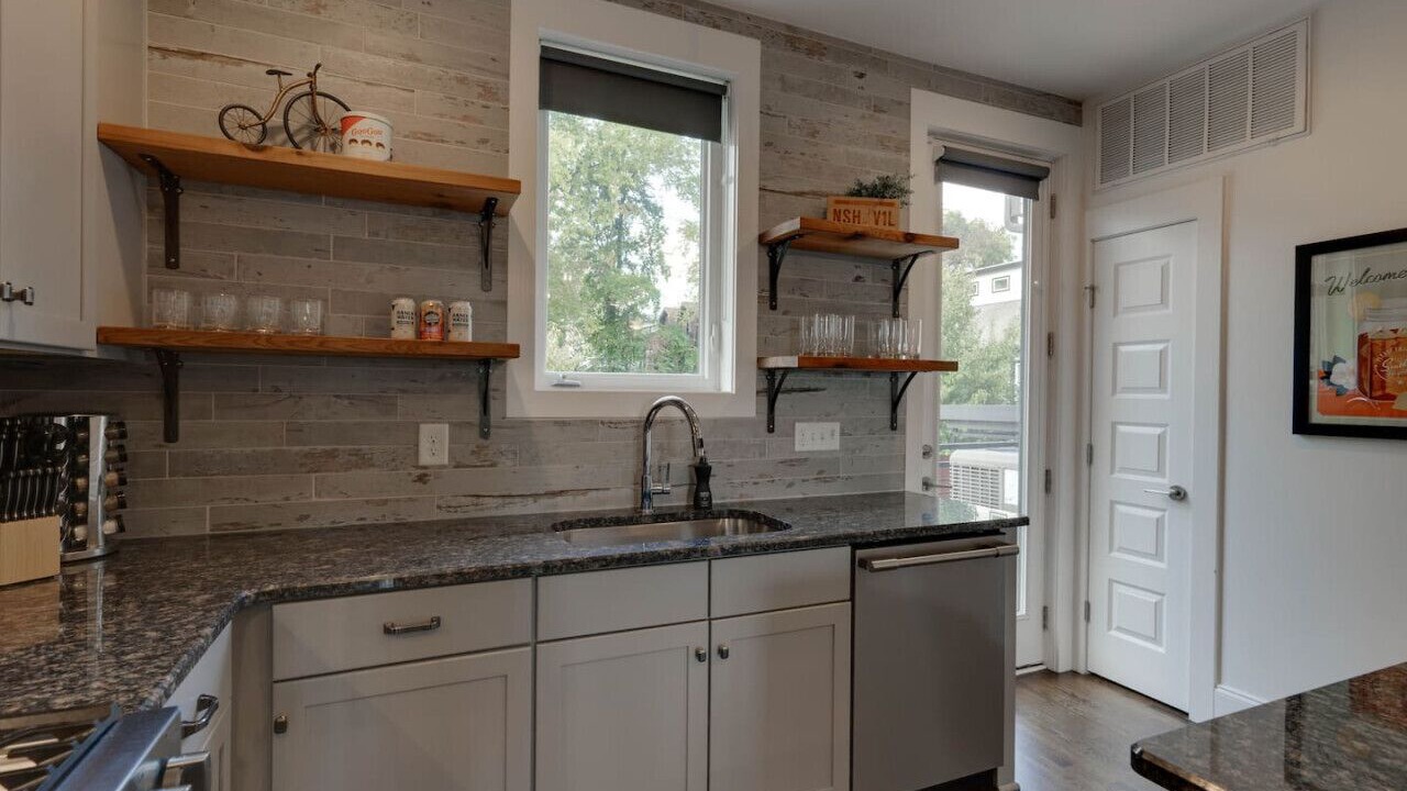 Photo of Kitchen in Eighth Avenue