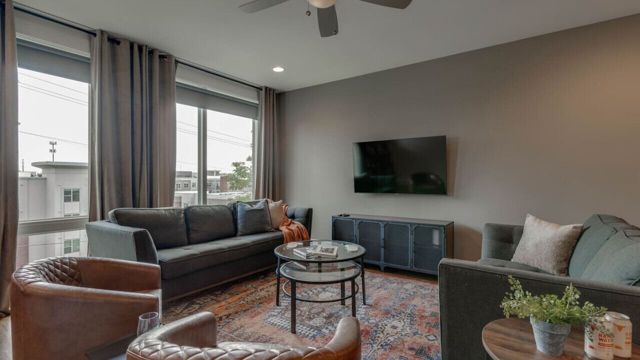 Photo of Livingroom in Eighth Avenue