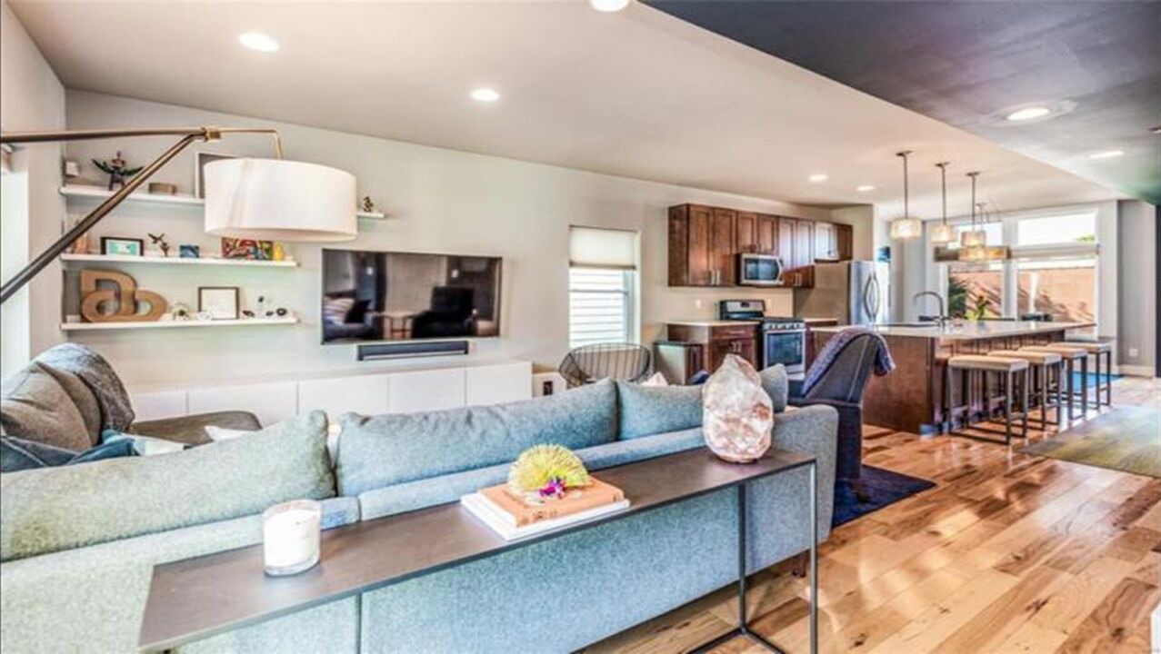 Photo of Livingroom in St. Louis