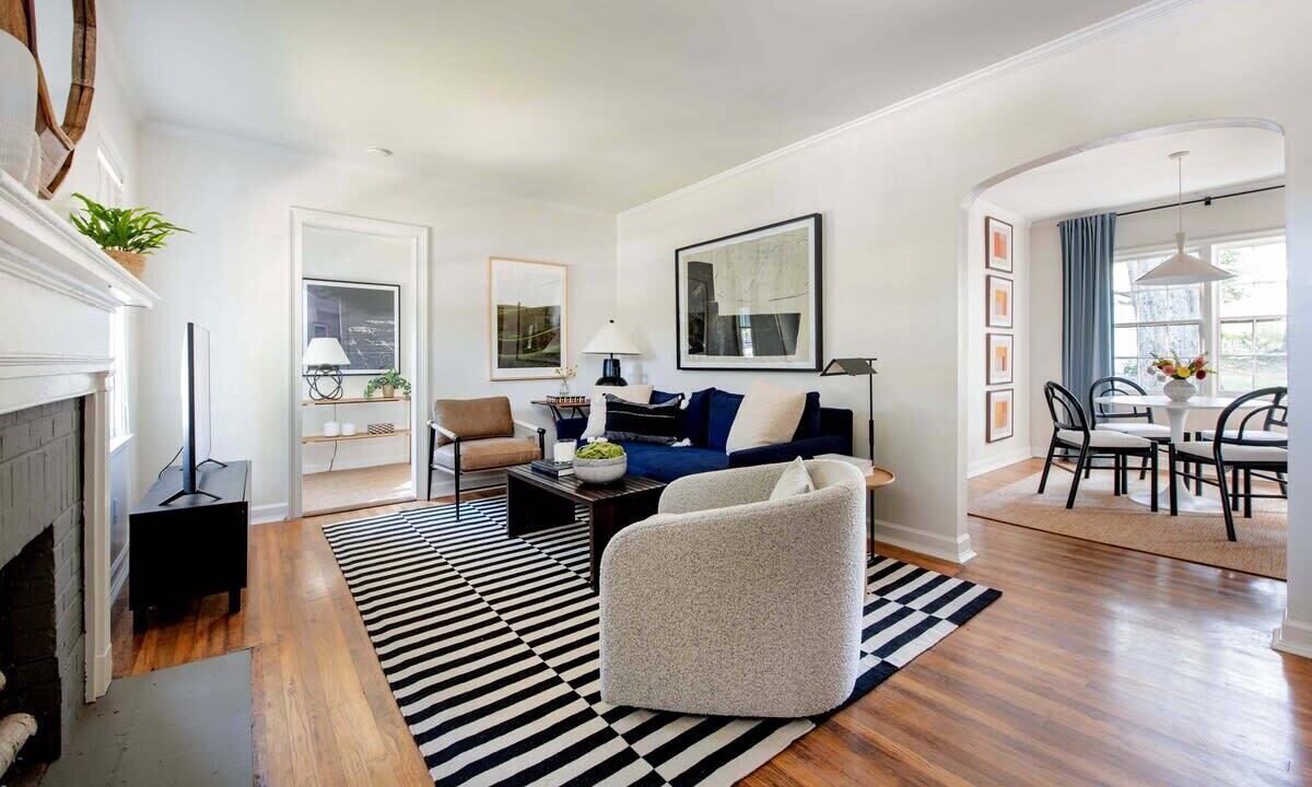 Photo of Livingroom in East Atlanta