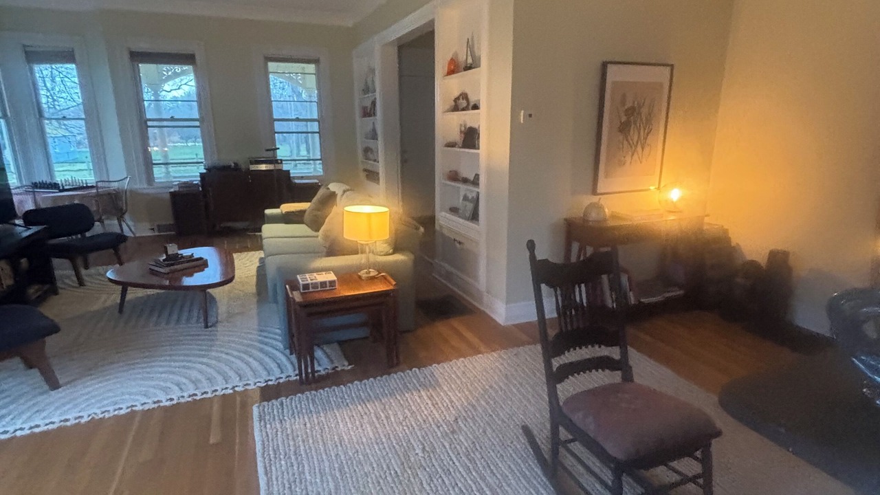 Photo of Livingroom in Claverack-Red Mills
