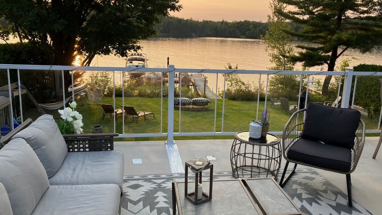 Photo of Patio Balcony in Stanstead Township