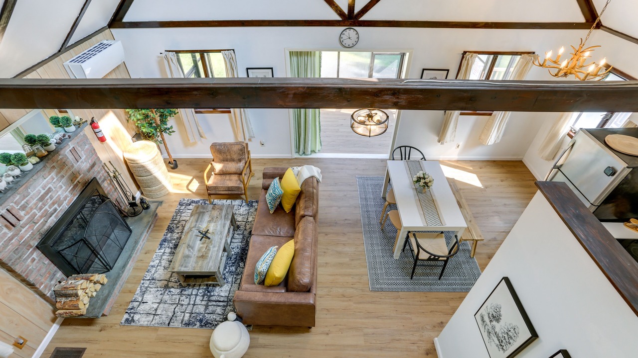 Photo of Livingroom in Town of Lumberland