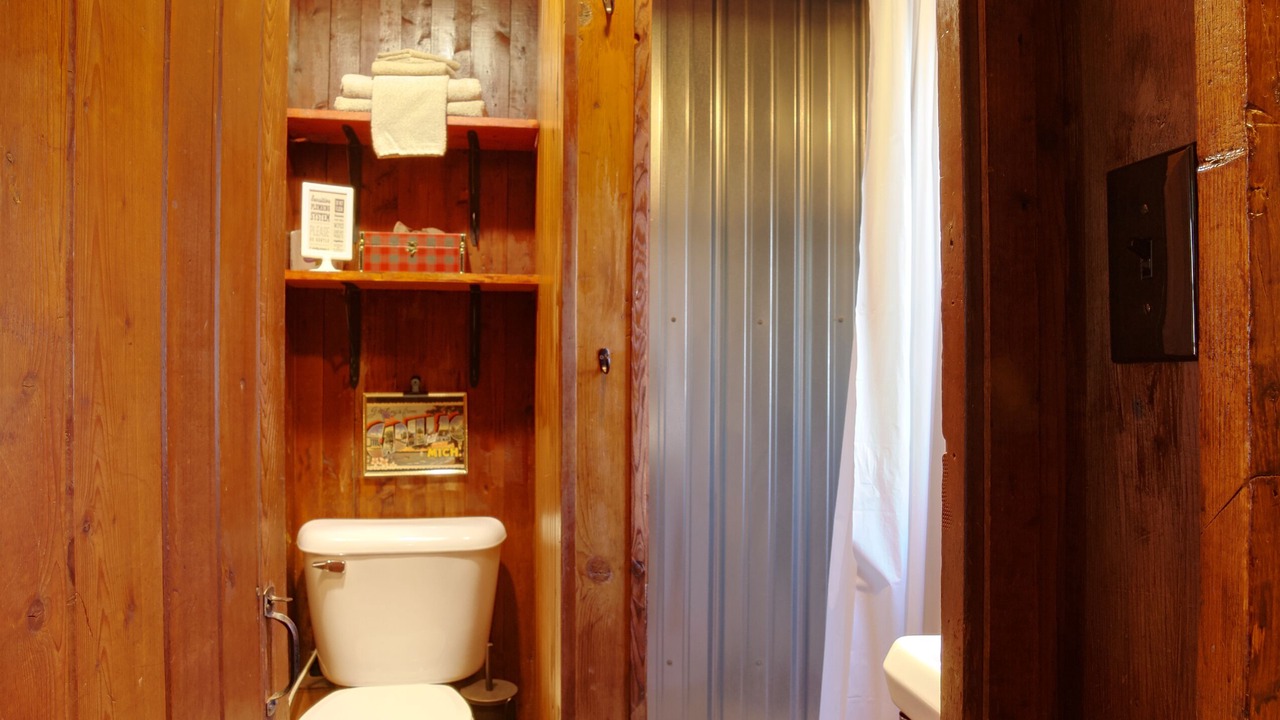 Photo of Bathroom in Cadillac