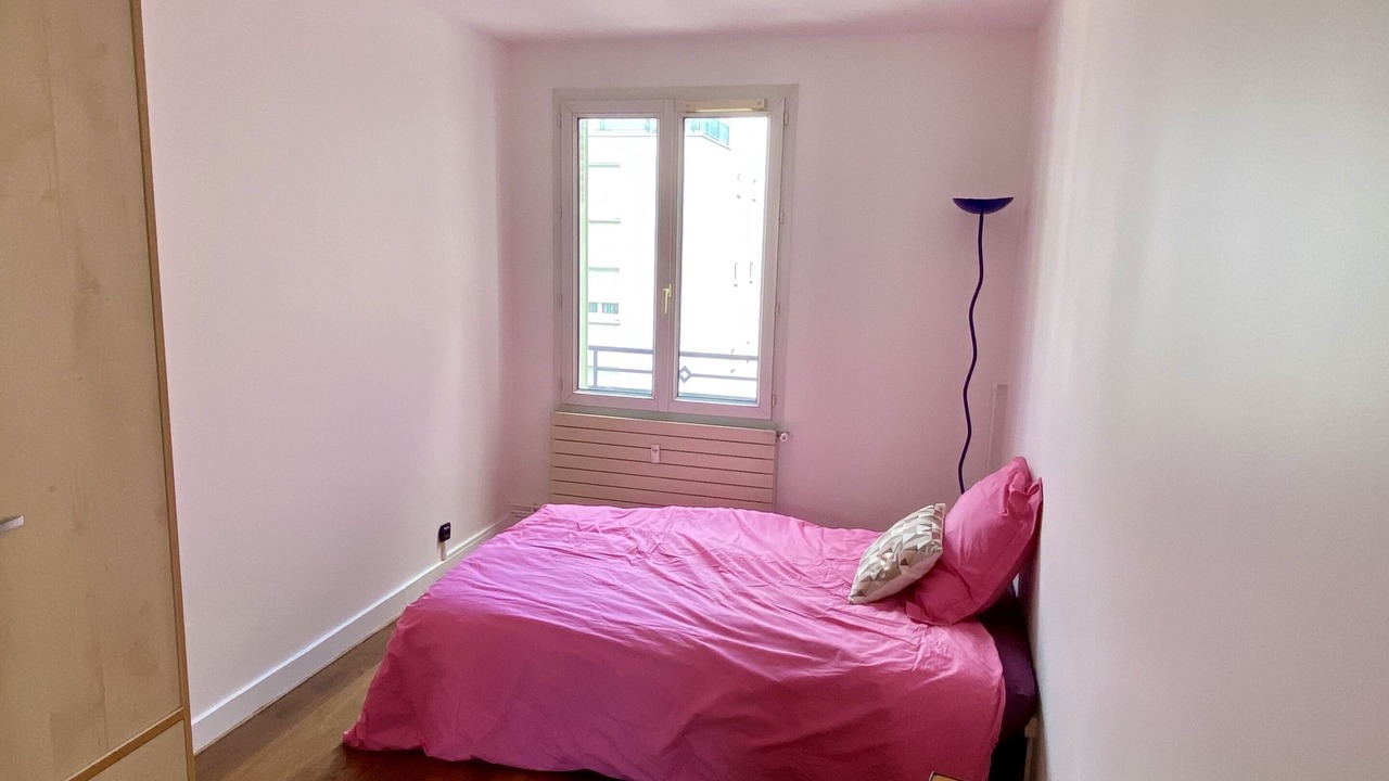 Photo of Bedroom in 19th Arrondissement