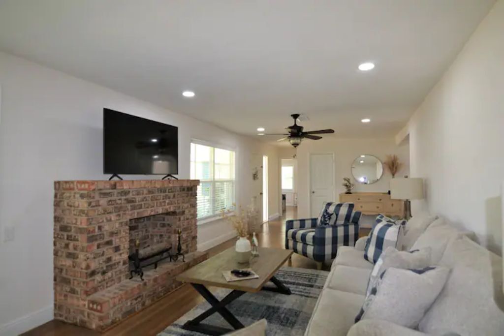 Photo of Livingroom in Pasadena