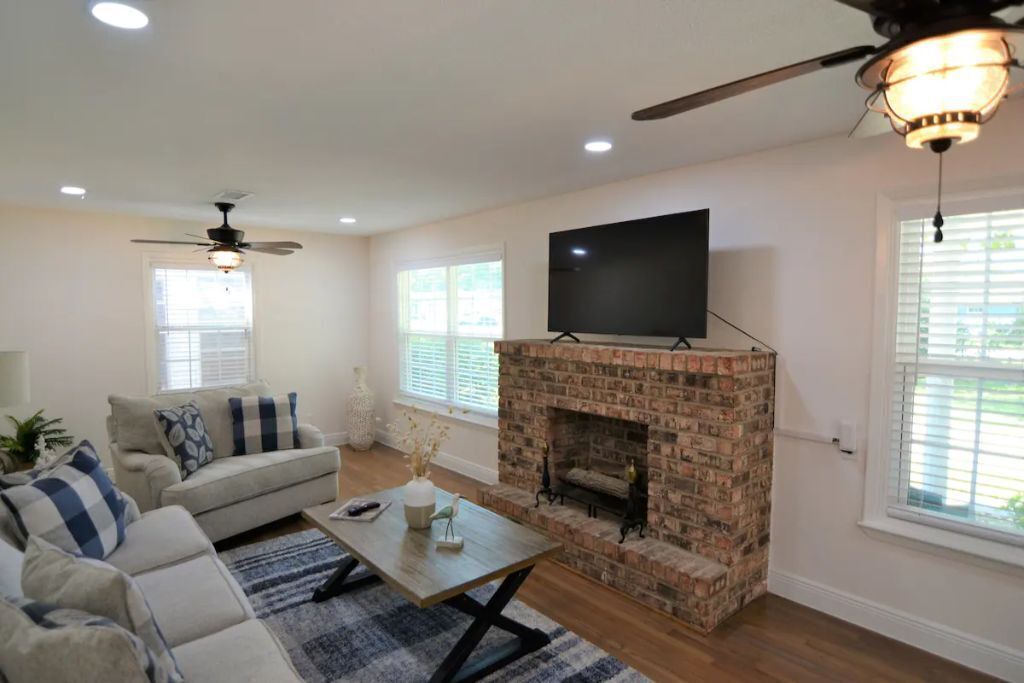 Photo of Livingroom in Pasadena