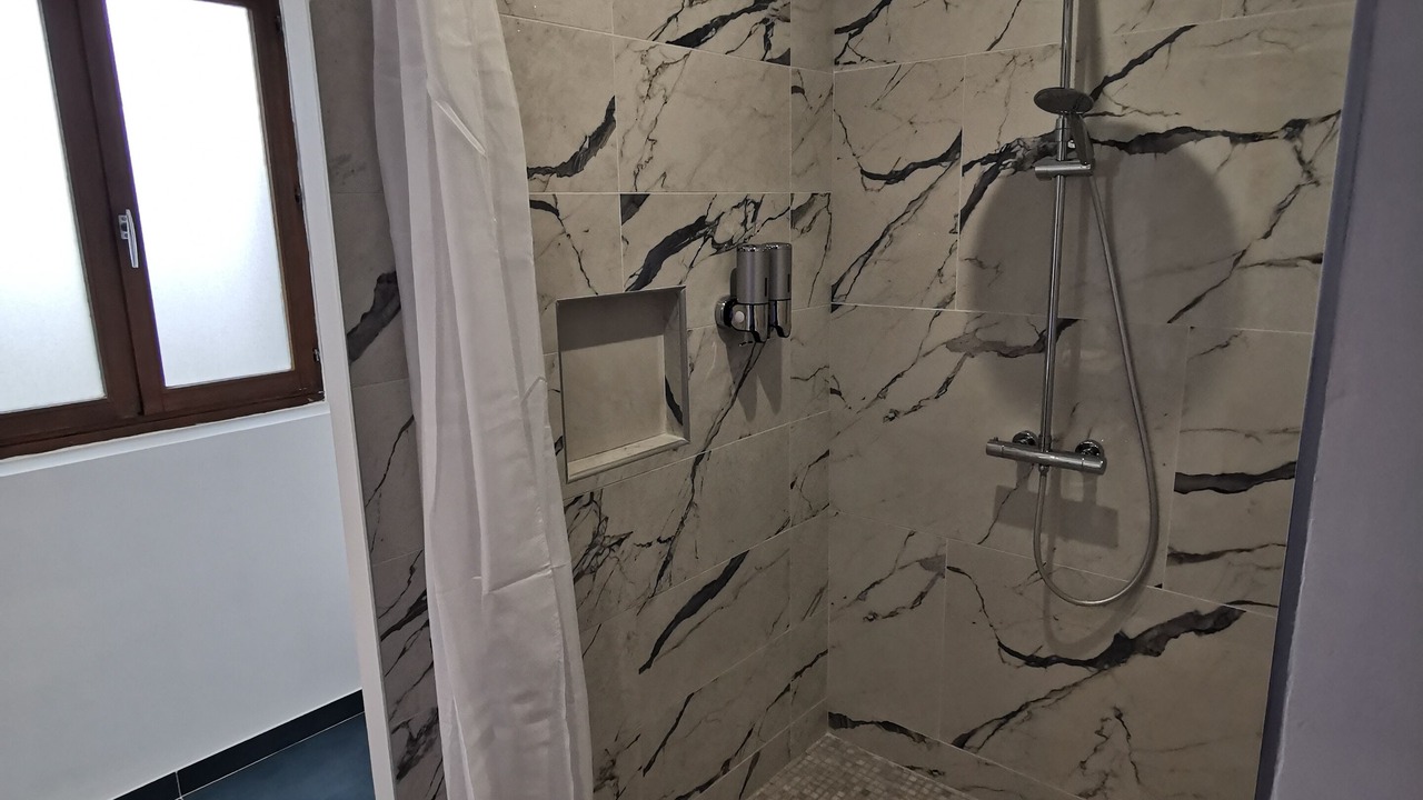 Photo of Bathroom in Chauny