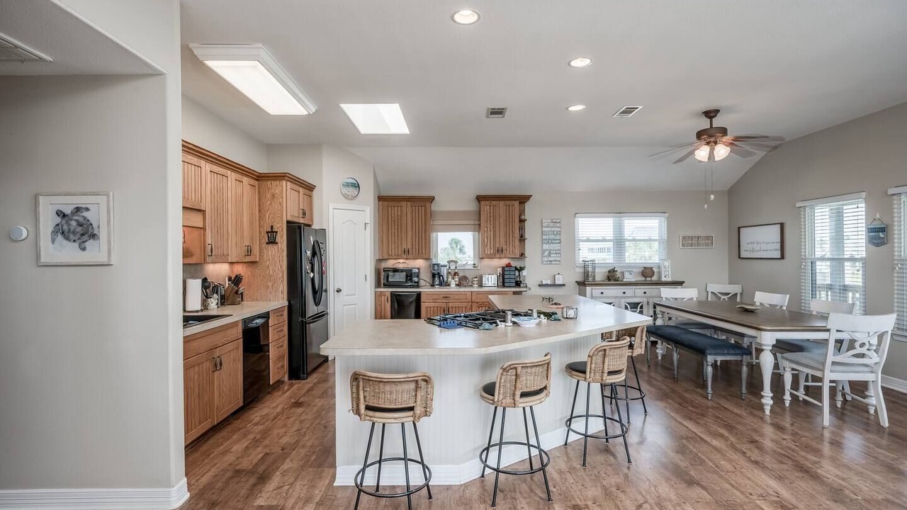 Photo of Kitchen in Jamaica Beach