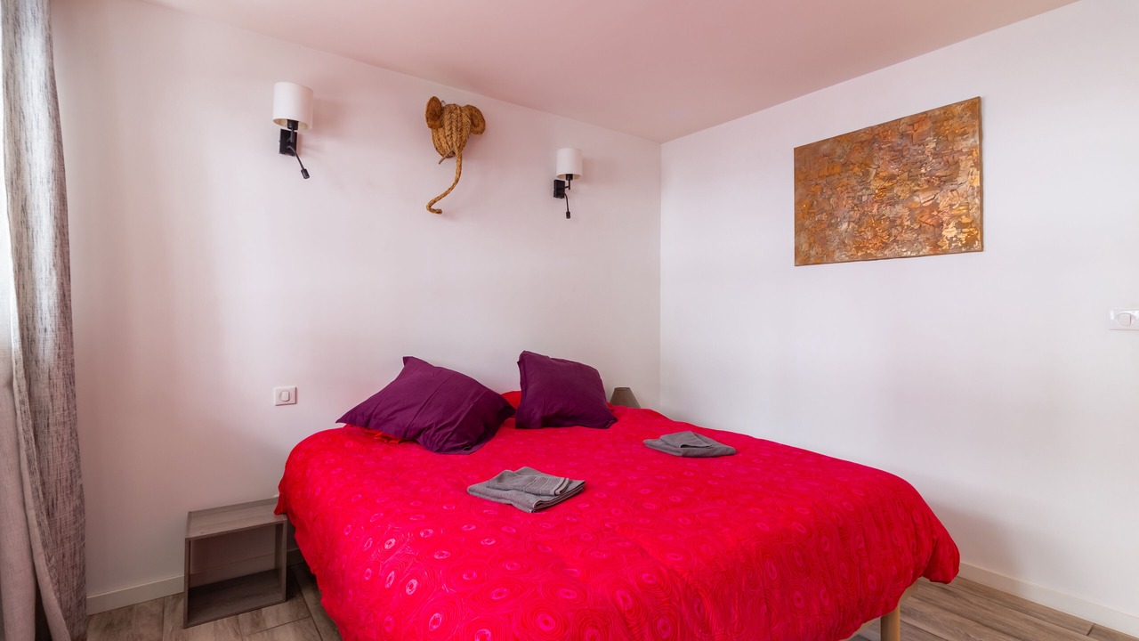 Photo of Bedroom in Saint-Georges