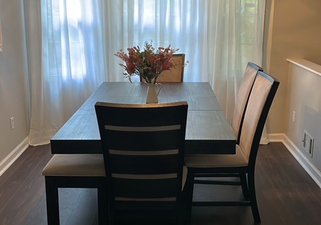 Photo of Others in Stockbridge