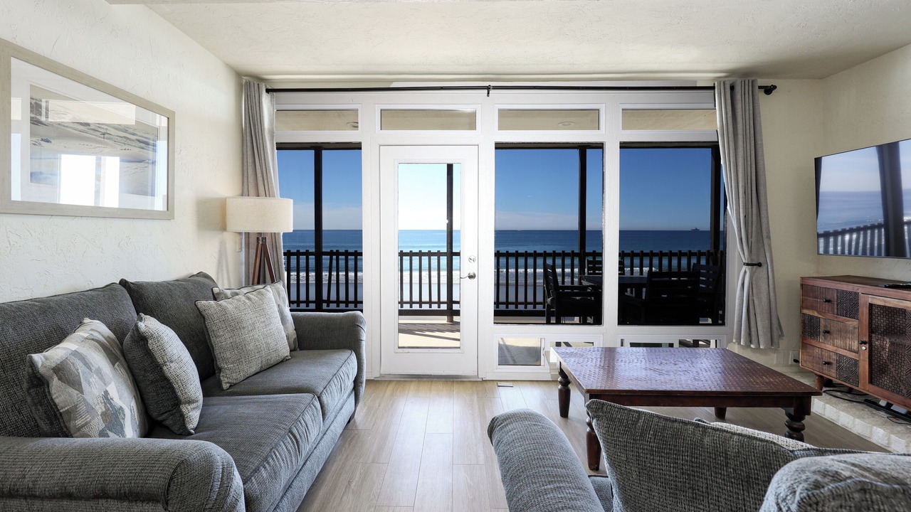 Photo of Livingroom in South Oceanside
