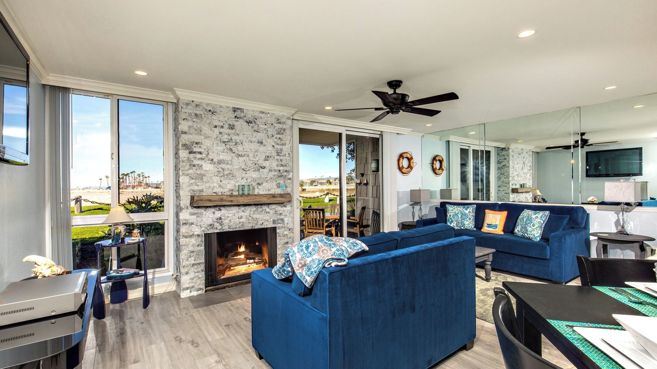 Photo of Livingroom in Townsite