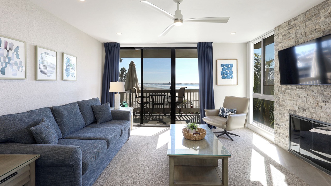 Photo of Livingroom in Townsite