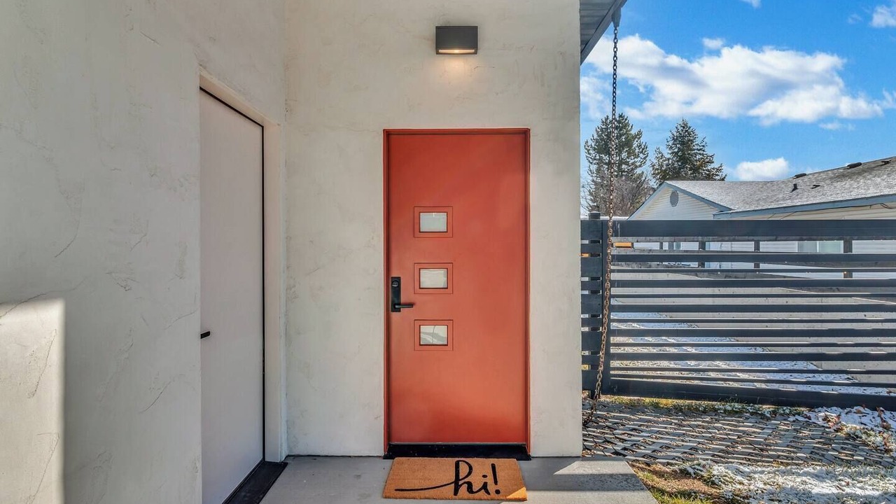 Photo of Others in Star