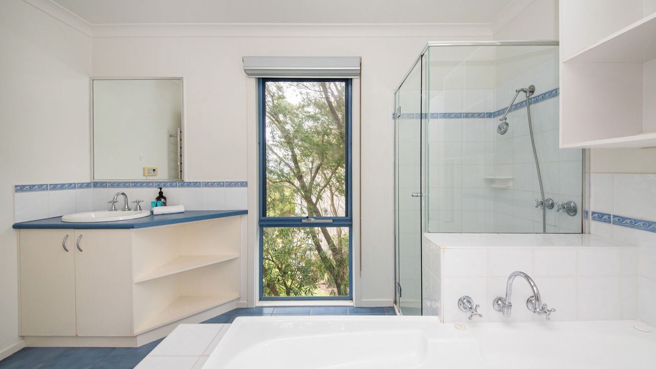 Photo of Bathroom in Cape Schanck