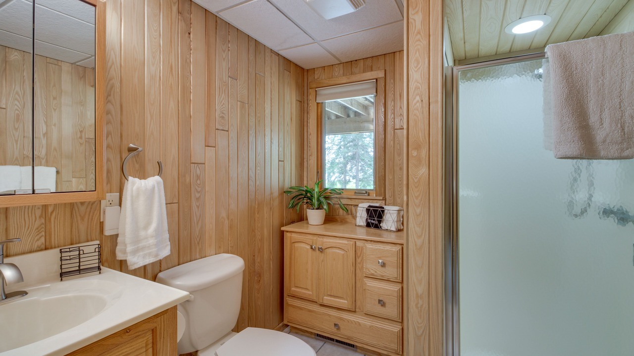Photo of Bathroom in Park Rapids