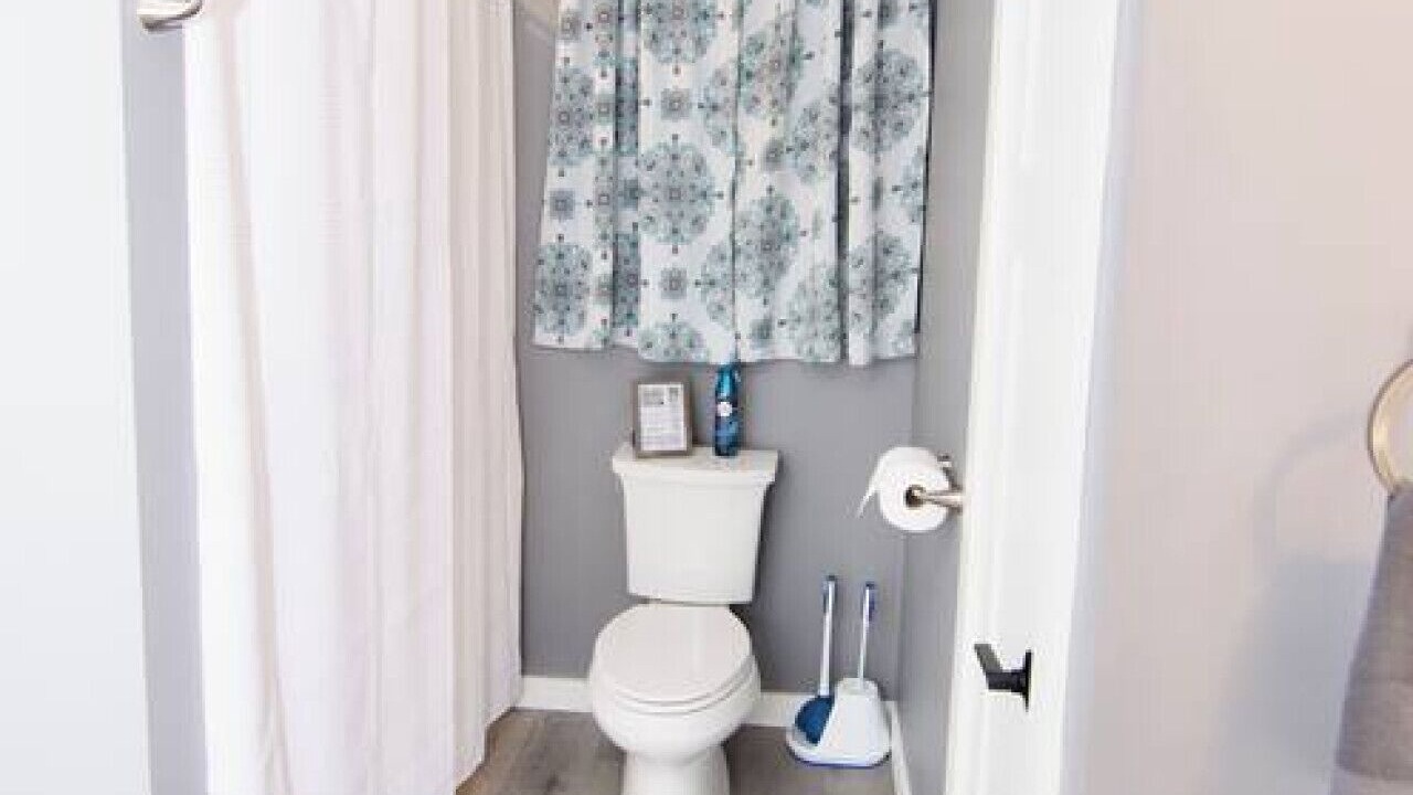 Photo of Bathroom in Garrison