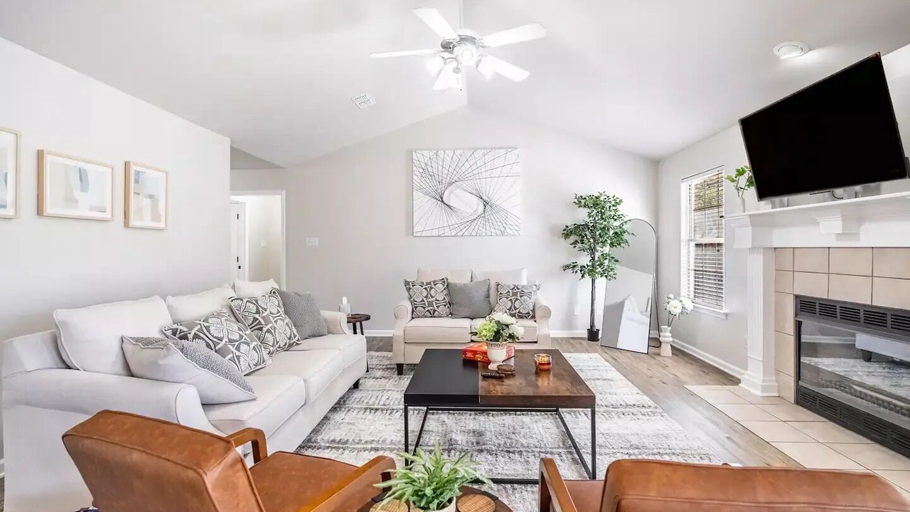 Photo of Livingroom in Cabot