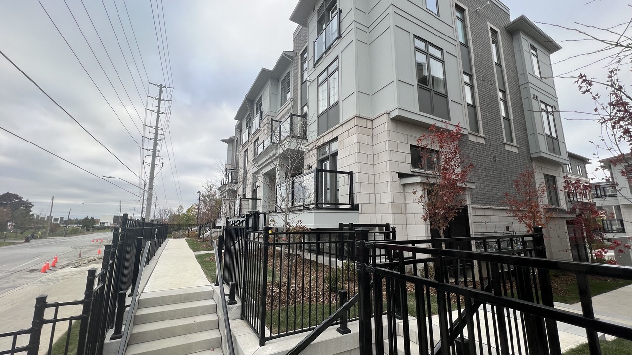 Photo of Outdoor in Brampton