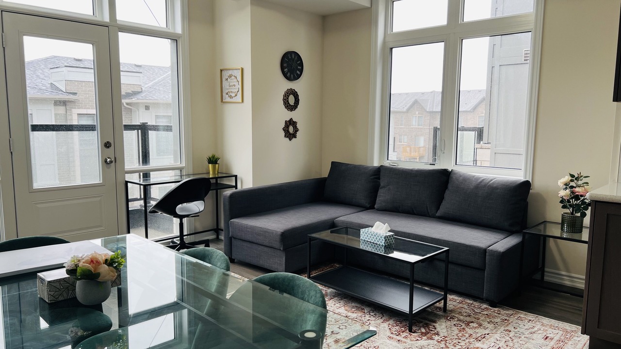 Photo of Livingroom in Brampton