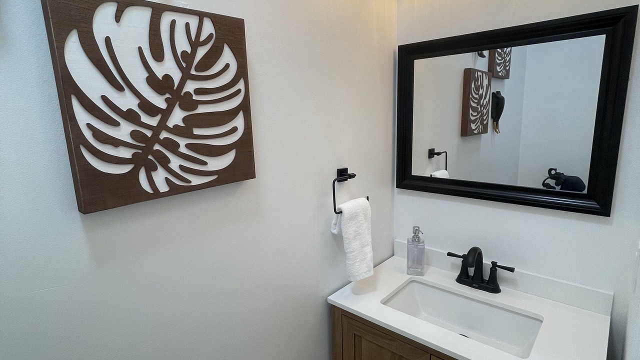 Photo of Bathroom in Garden City