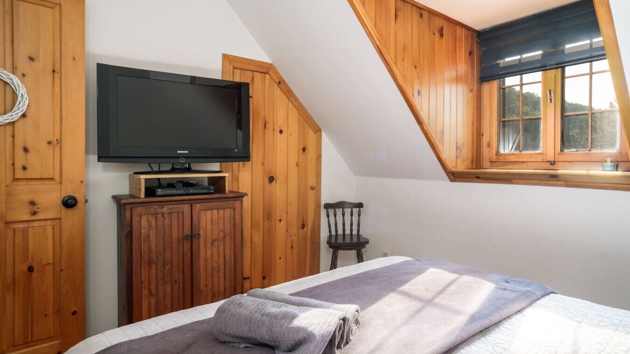 Photo of Bedroom in Entrelacs