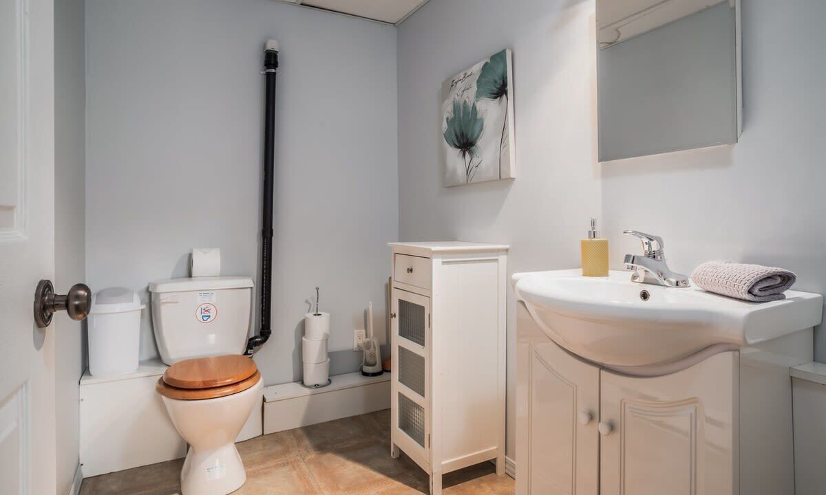 Photo of Bathroom in Chertsey