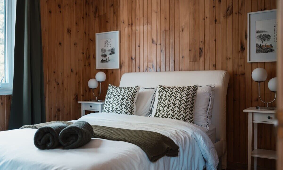 Photo of Bedroom in Chertsey