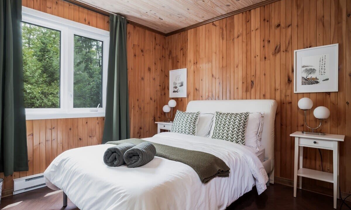 Photo of Bedroom in Chertsey