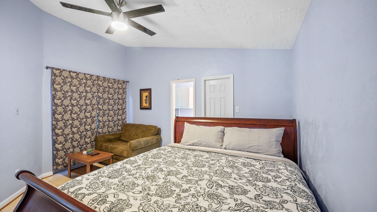 Photo of Bedroom in Barker