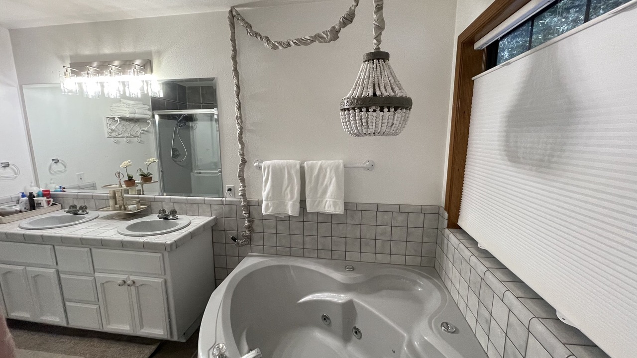 Photo of Bathroom in Nevada City