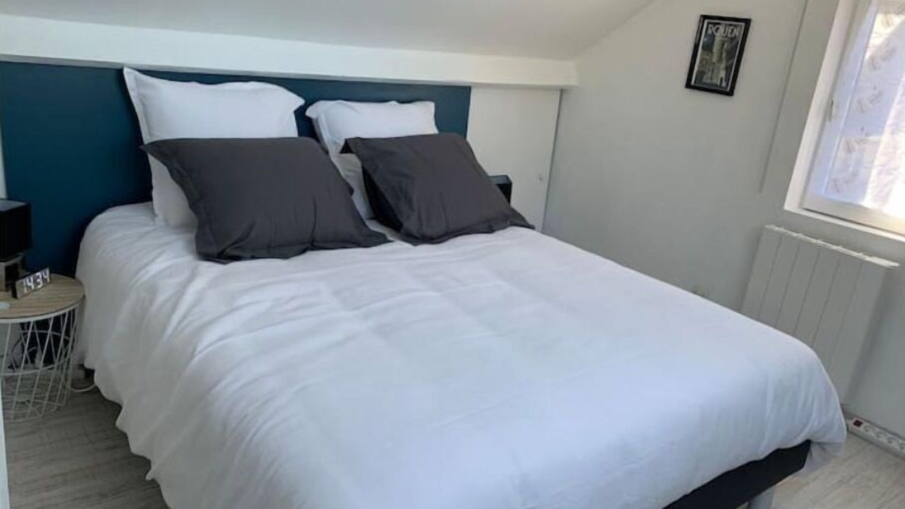 Photo of Bedroom in Fecamp