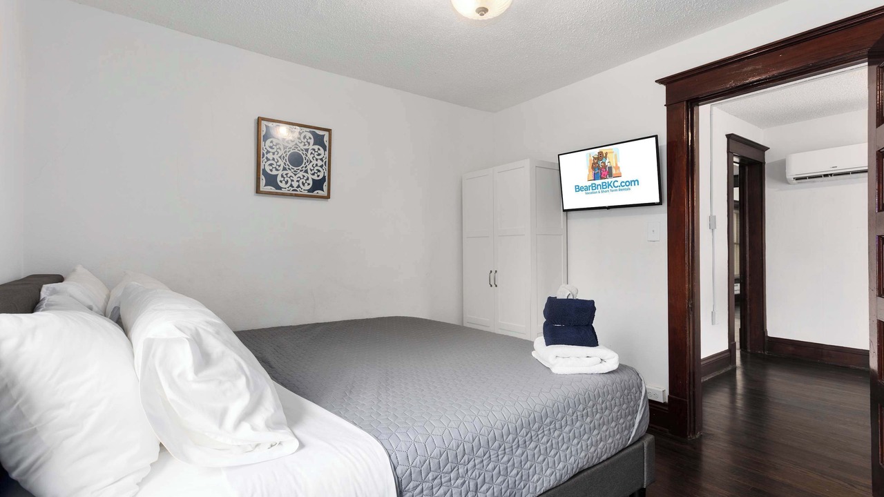 Photo of Bedroom in Olathe