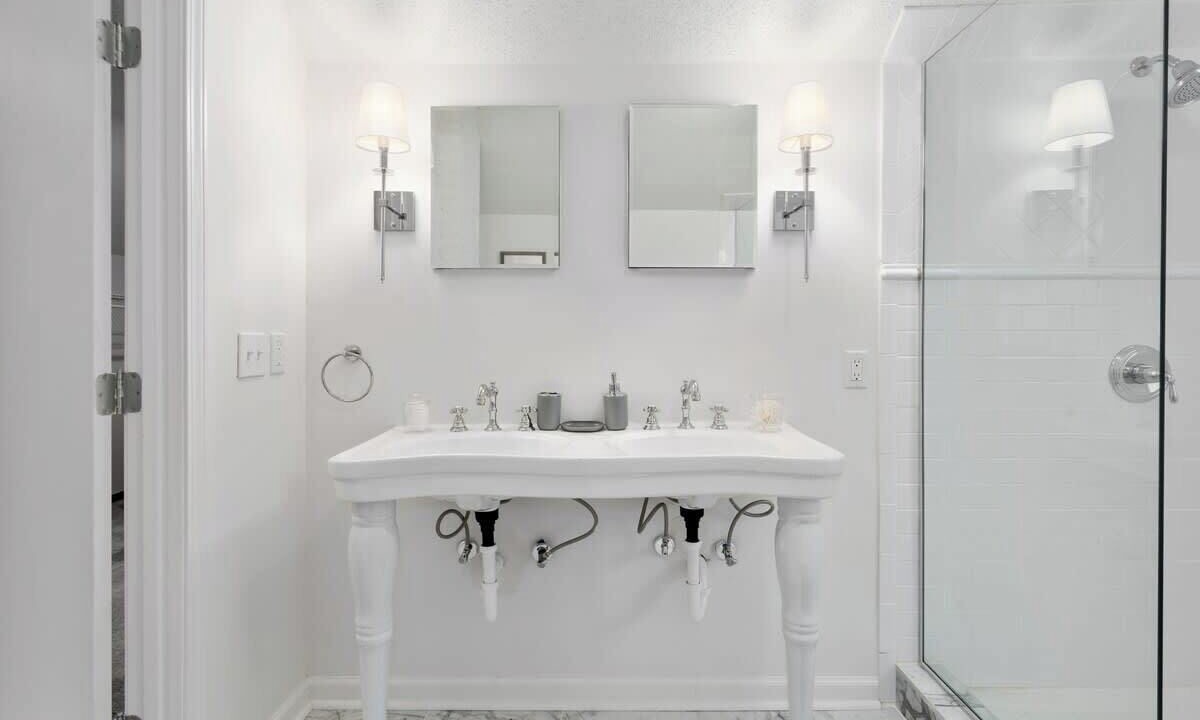 Photo of Bathroom in Olathe