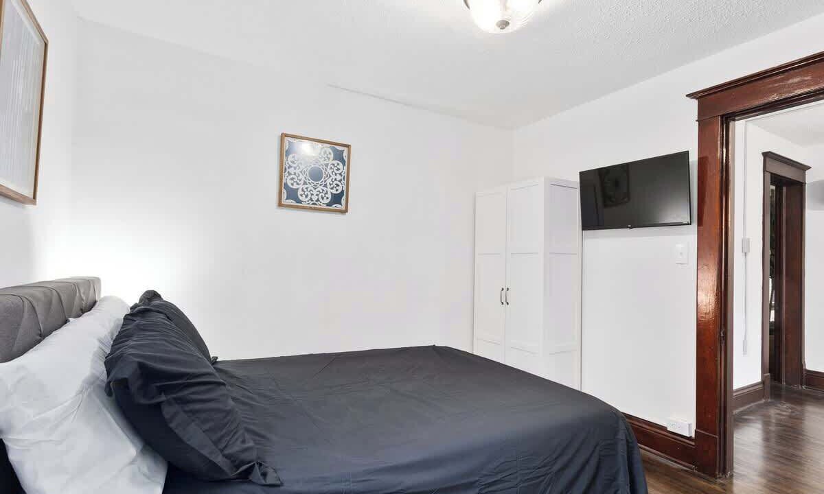Photo of Bedroom in Olathe