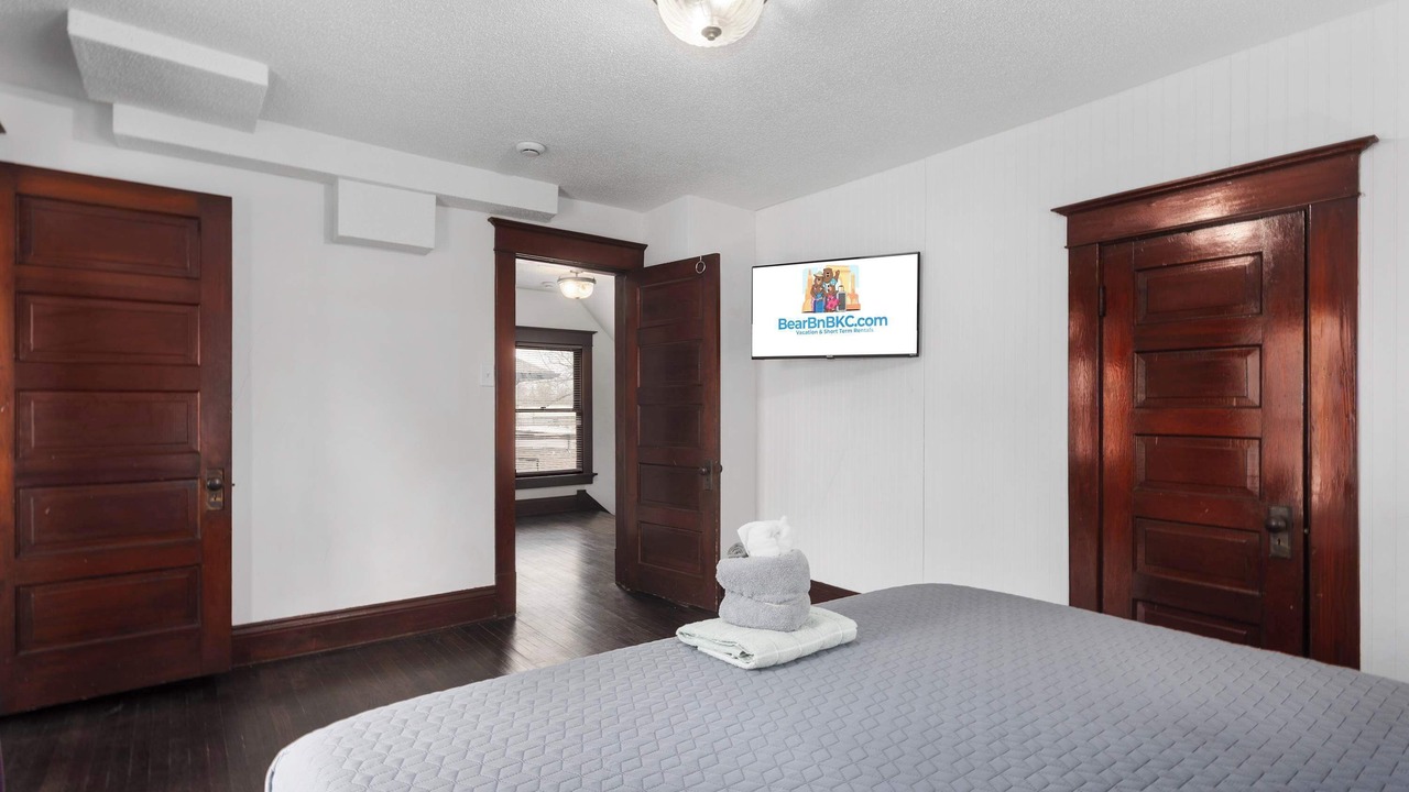 Photo of Bedroom in Olathe