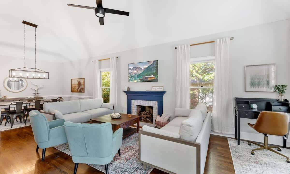 Photo of Livingroom in Dilworth