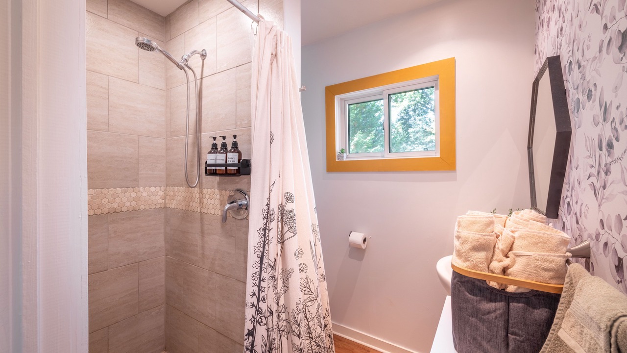 Photo of Bathroom in Irondale