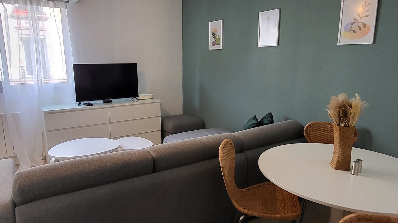 Photo of Livingroom in Quartier de la Chapelle