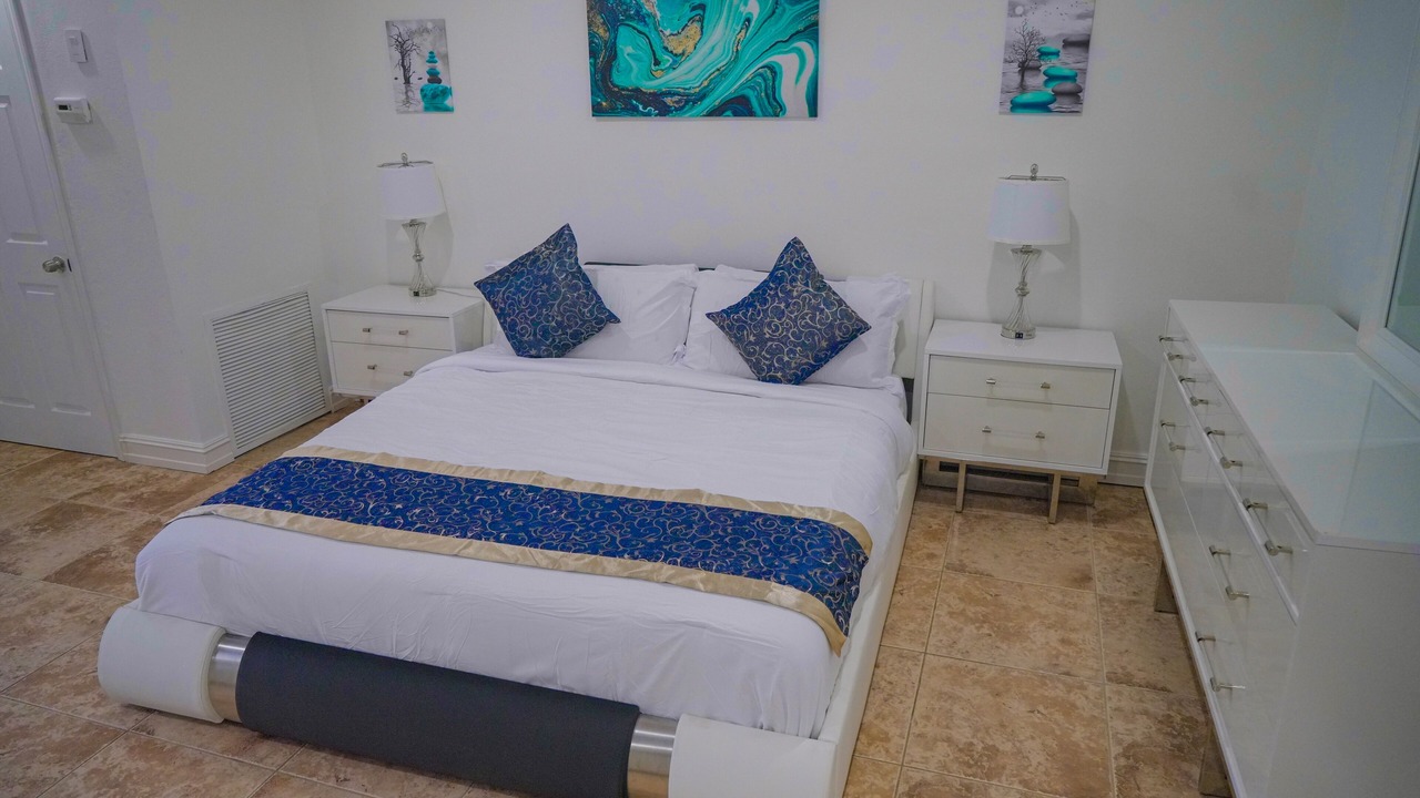Photo of Bedroom in Coral Springs
