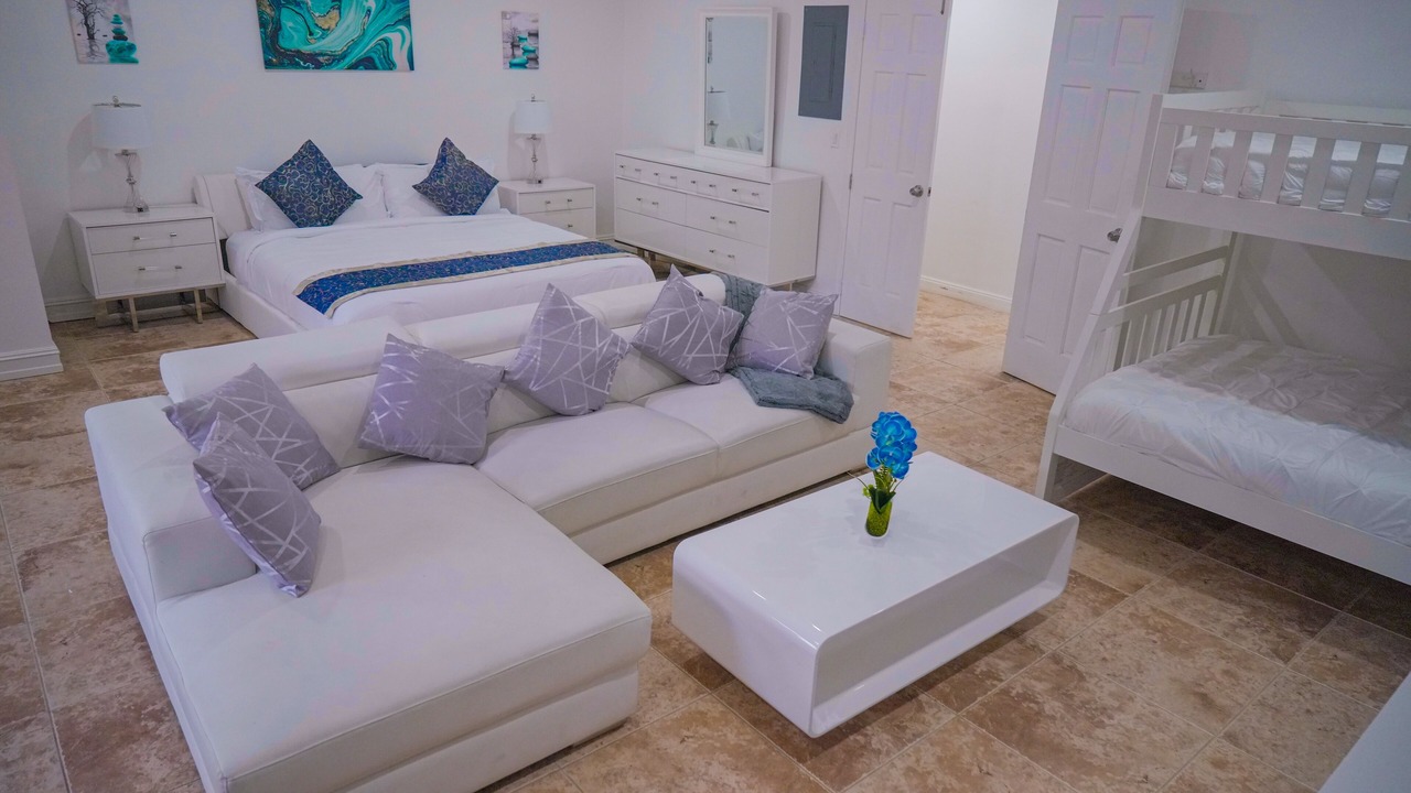 Photo of Bedroom in Coral Springs