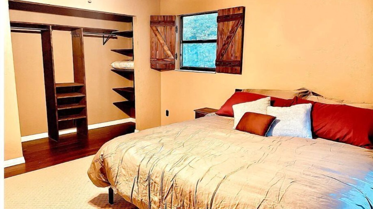 Photo of Bedroom in Fellowship