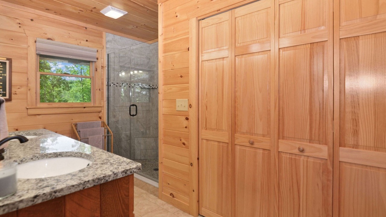 Photo of Bathroom in Aska