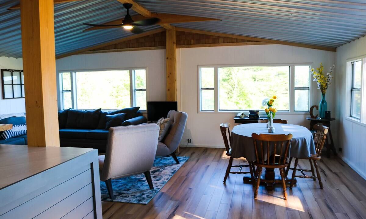 Photo of Livingroom in Farmington Falls