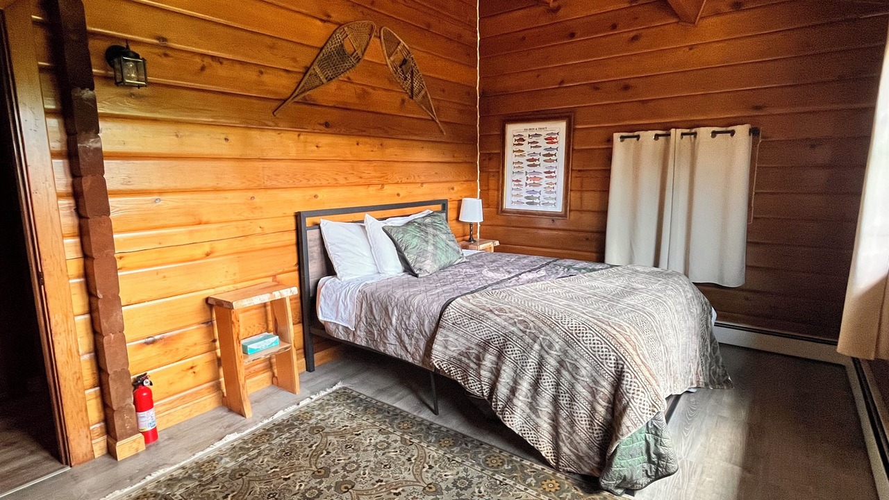 Photo of Bedroom in White Mountains