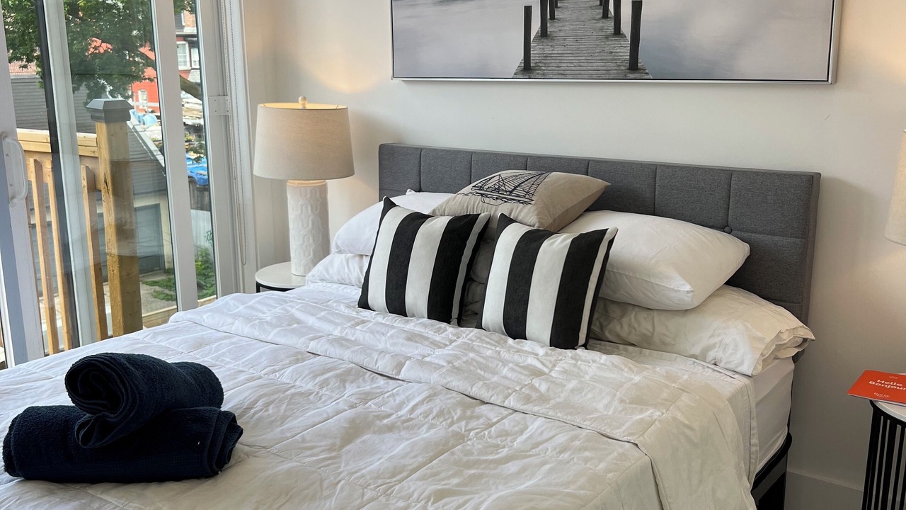 Photo of Bedroom in Leslieville