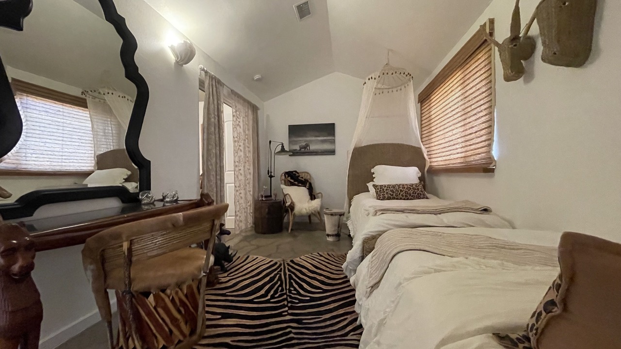 Photo of Bedroom in Cathedral City Cove