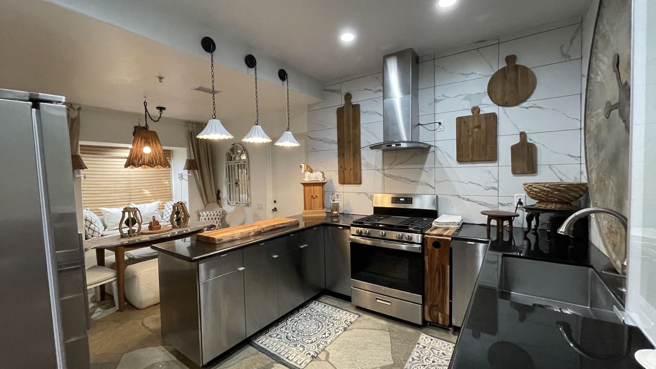 Photo of Kitchen in Cathedral City Cove